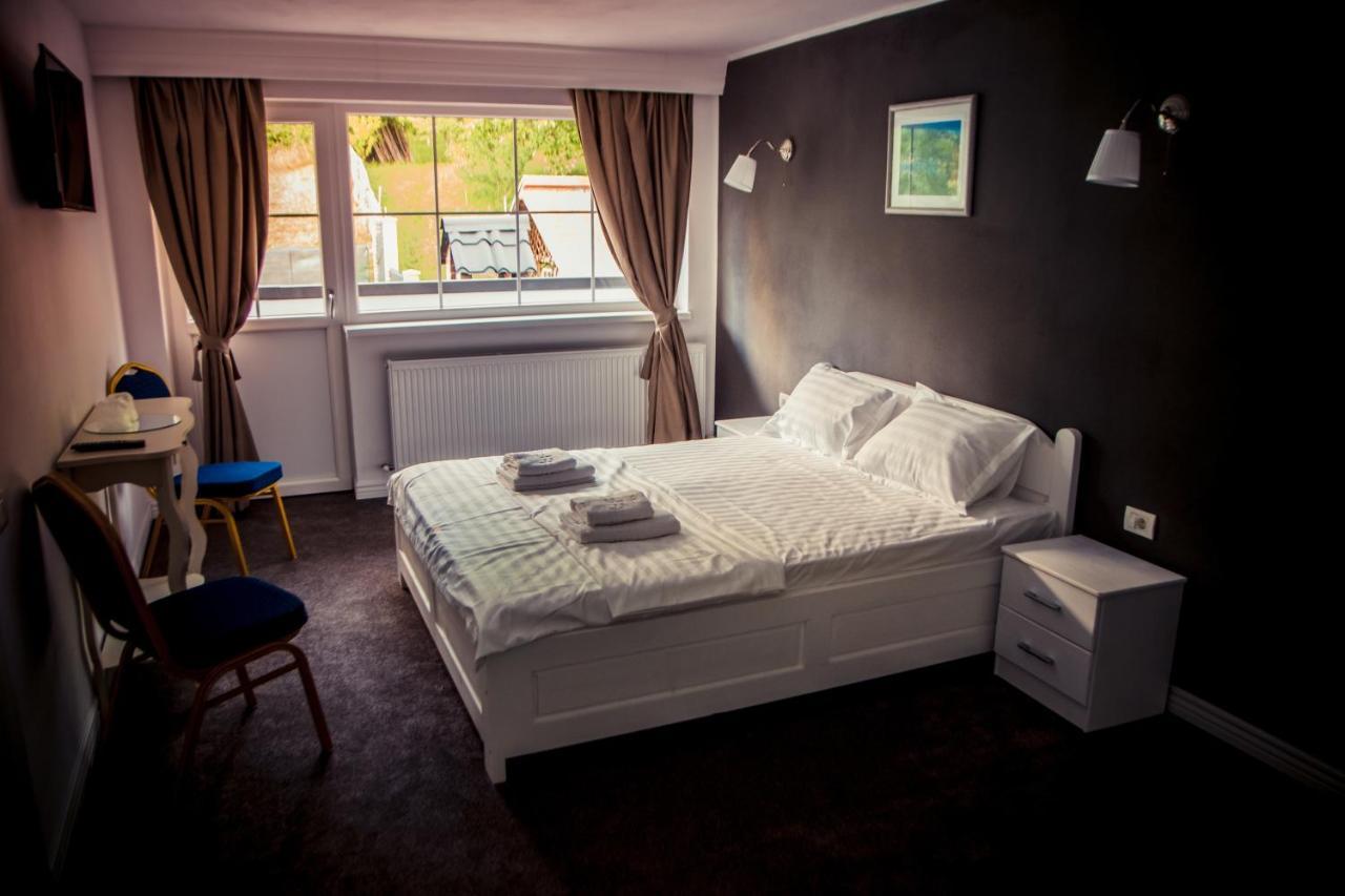 Green Hill Villa Călimăneşti Εξωτερικό φωτογραφία