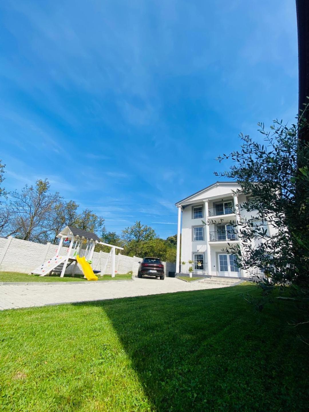 Green Hill Villa Călimăneşti Εξωτερικό φωτογραφία